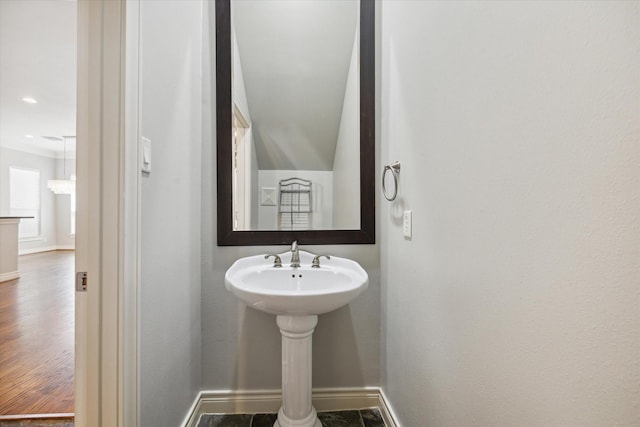 bathroom with baseboards