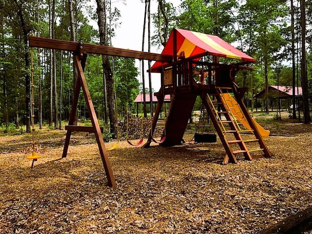 5-27-3 Feldspar Ln, Huntsville, TX 77340