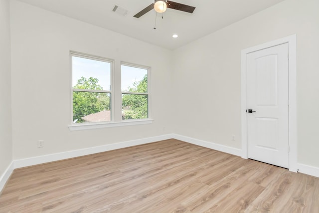 unfurnished room featuring visible vents, baseboards, light wood-type flooring, recessed lighting, and a ceiling fan