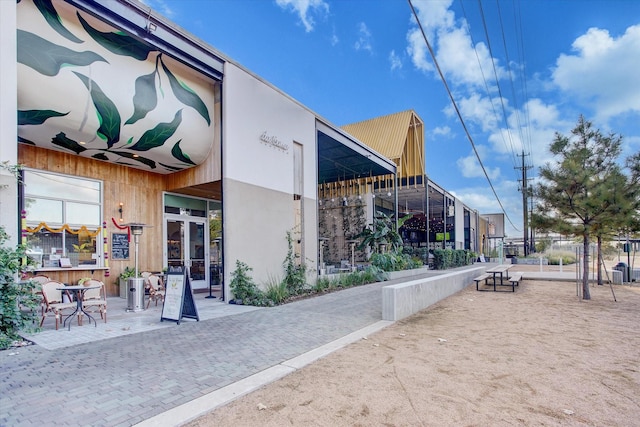727 Dorothy St, Houston, TX 77007 - view of building exterior