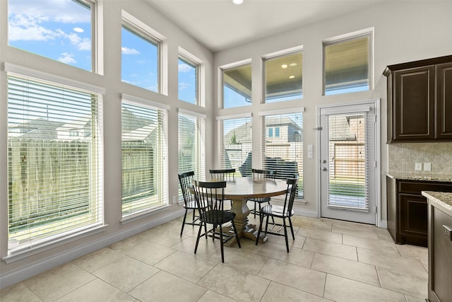 view of sunroom / solarium