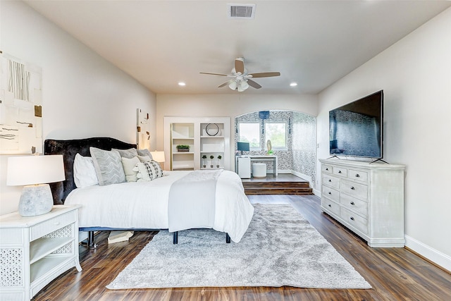 bedroom featuring baseboards, visible vents, recessed lighting, ceiling fan, and dark wood-type flooring