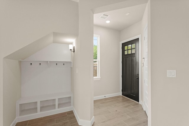 5617 Iris Harvest Dr, Houston, TX 77091 - foyer entrance with wood finished floors and baseboards