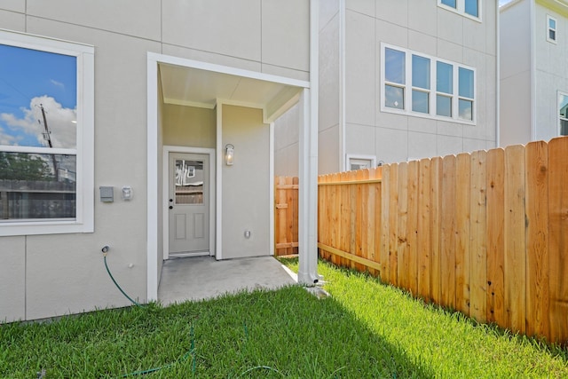 5617 Iris Harvest Dr, Houston, TX 77091 - view of exterior entry featuring stucco siding
