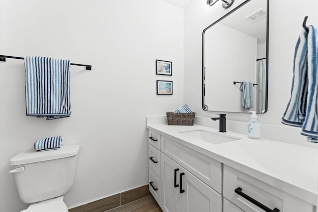 8305 Springwood Creek Ln, Houston, TX 77055 - full bathroom with vanity and wood finished floors