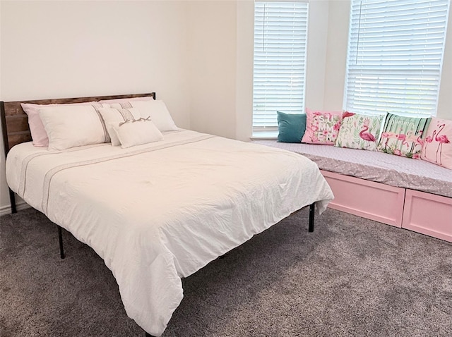 bedroom with carpet flooring