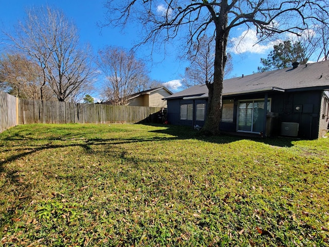 view of yard featuring fence