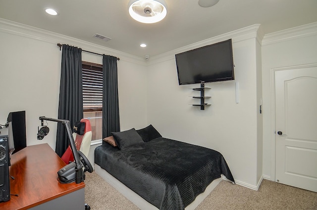 carpeted bedroom with baseboards, recessed lighting, visible vents, and ornamental molding