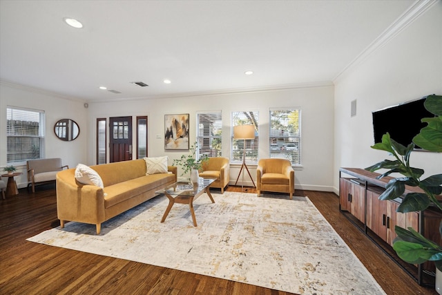 living area featuring recessed lighting, baseboards, and dark wood-style floors