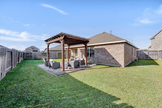 view of yard featuring an outdoor living space, a patio area, a fenced backyard, and a pergola