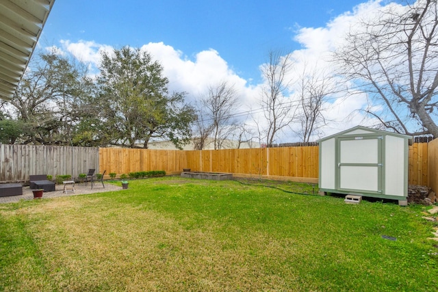 view of yard with a storage shed, an outdoor structure, a fenced backyard, and a patio