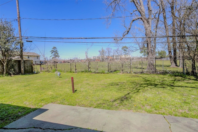 view of yard featuring fence