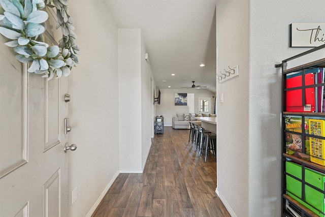 entrance foyer with recessed lighting, wood finished floors, baseboards, and ceiling fan