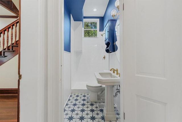 1214 Heights Blvd, Houston, TX 77008 - full bath with a sink, tile patterned floors, toilet, and walk in shower