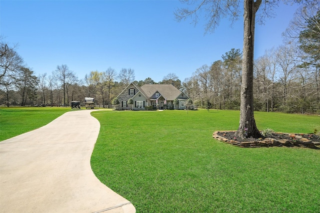 view of front of house with a front yard