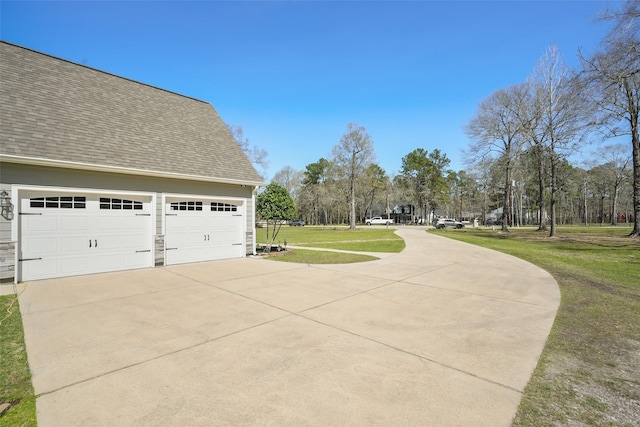 view of detached garage