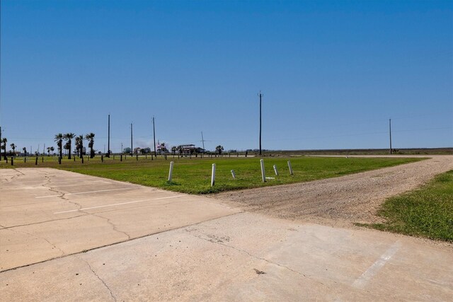 2442 Bluewater Hwy, Surfside Beach, TX 77541