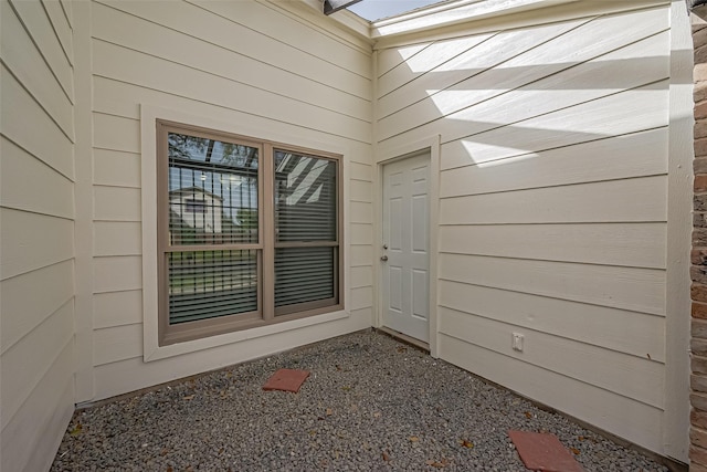 view of property entrance