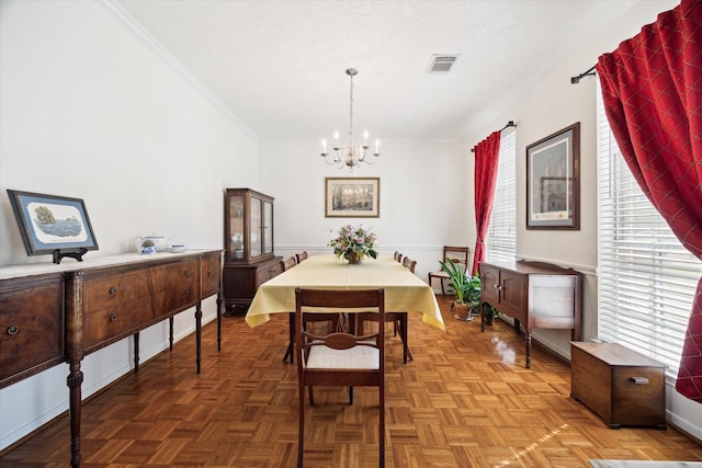 1107 Chesterwood Dr, Pearland, TX 77581 - dining space with crown molding and a chandelier