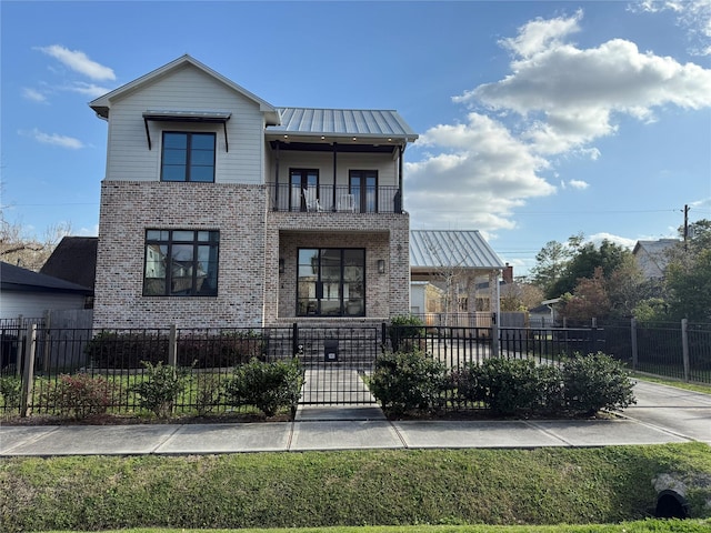 Listing photo 2 for 1818 W 14th 1/2 St, Houston TX 77008