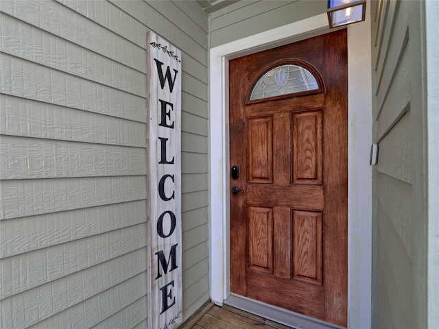 view of property entrance