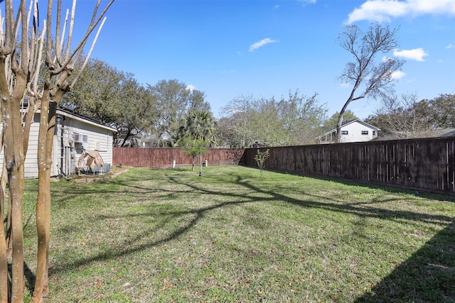 18531 Point Lookout Dr, Houston, TX 77058 - view of yard