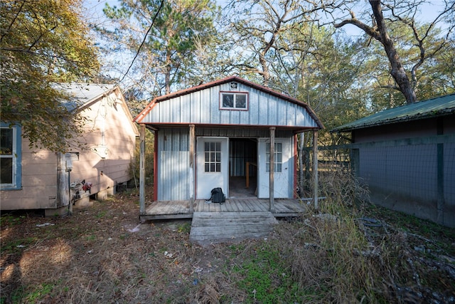 view of outbuilding featuring an outdoor structure