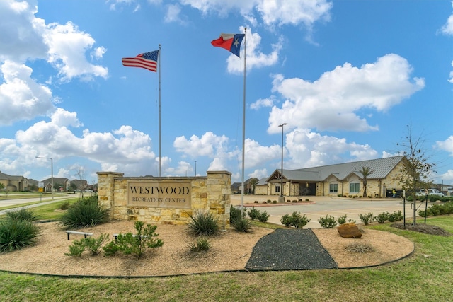 view of community / neighborhood sign