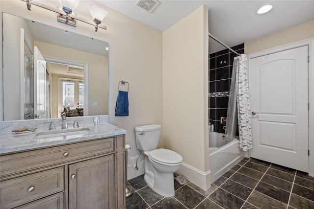 full bathroom with vanity, shower / bathtub combination with curtain, visible vents, baseboards, and toilet