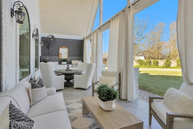 view of sunroom / solarium