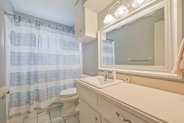 full bathroom featuring a shower with curtain, toilet, vanity, and tile patterned flooring