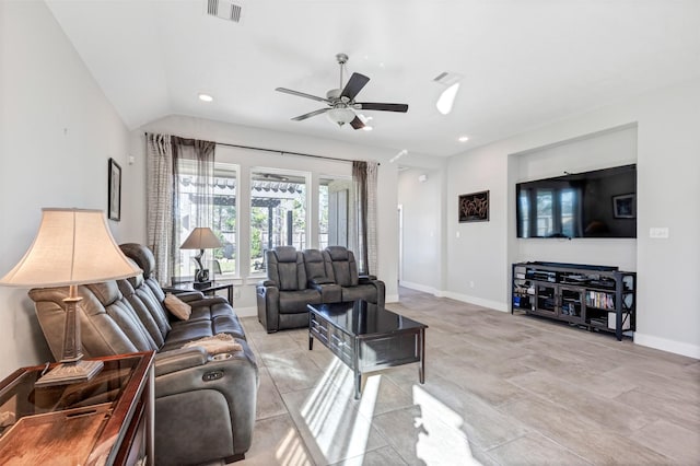 living area featuring recessed lighting, visible vents, baseboards, and ceiling fan