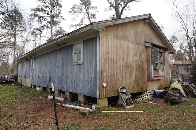 view of side of property