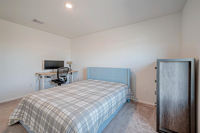 bedroom featuring visible vents, recessed lighting, baseboards, and carpet floors