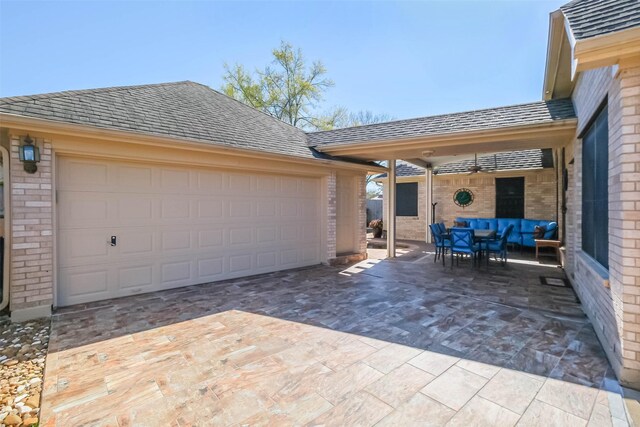 view of detached garage