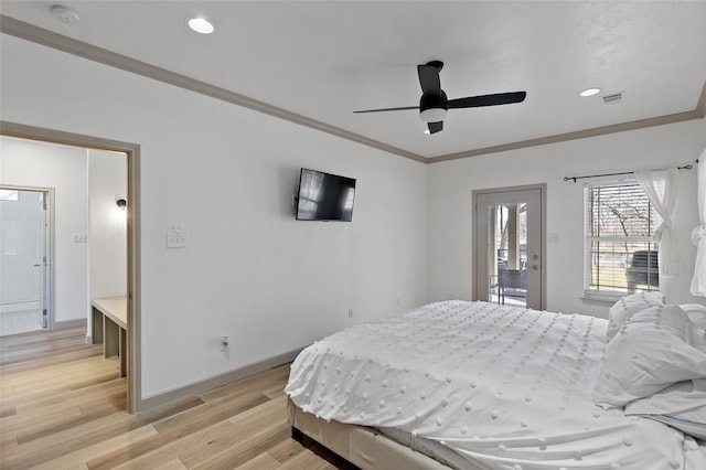 bedroom featuring ornamental molding, a ceiling fan, recessed lighting, light wood finished floors, and baseboards