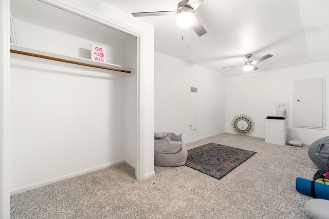 unfurnished room featuring carpet flooring, baseboards, and ceiling fan