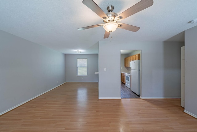 10733 Royal York Dr, Conroe, TX 77303 - photo 4