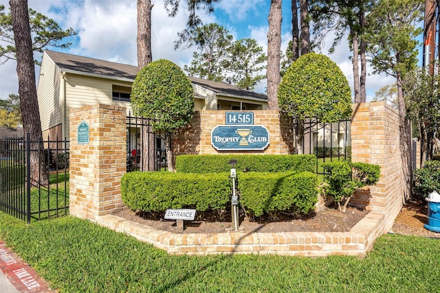 14515 Wunderlich Dr Unit 102, Houston, TX 77069 - view of community sign