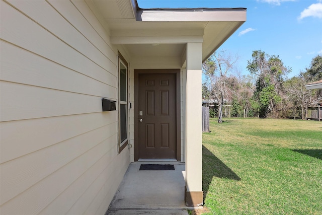 2000 Rosalee St, La Marque, TX 77568 - entrance to property featuring a lawn