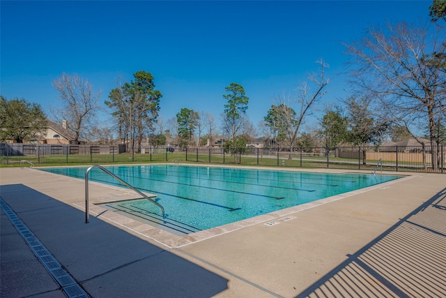 pool featuring fence