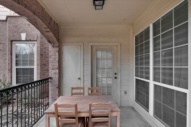 exterior space featuring outdoor dining area