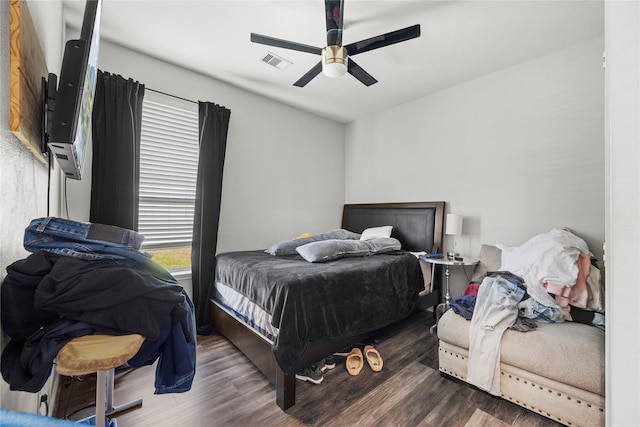 3615 Hawley Creek Dr, Spring, TX 77386 - bedroom with wood finished floors and a ceiling fan
