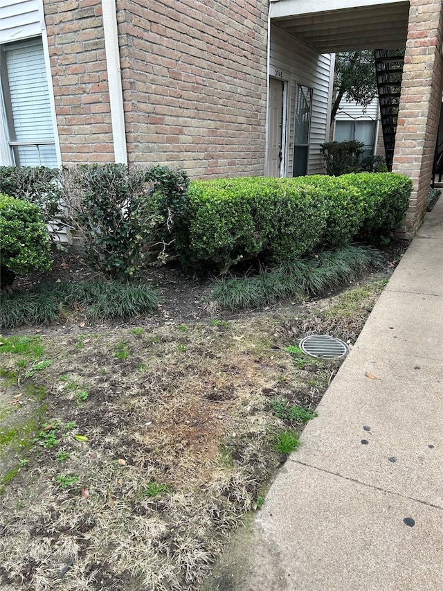 3745 Thistlemont Dr, Houston, TX 77042 - view of yard