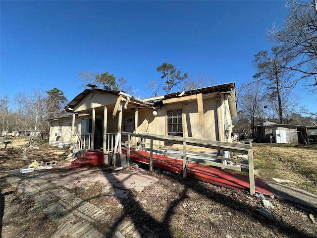 view of front of property