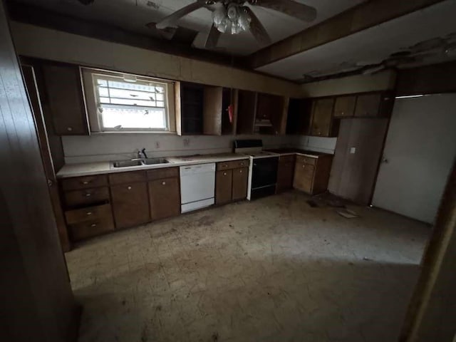 kitchen with a ceiling fan, electric stove, a sink, light countertops, and dishwasher