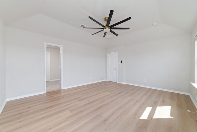 empty room with light wood-type flooring, baseboards, visible vents, and ceiling fan