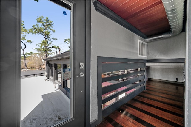 interior details featuring visible vents and a textured wall