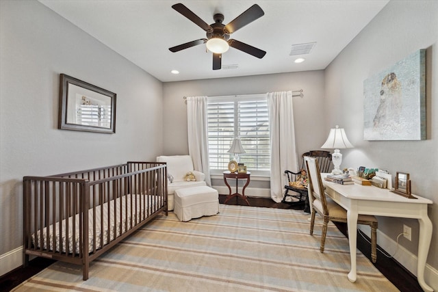 bedroom featuring visible vents, recessed lighting, and baseboards