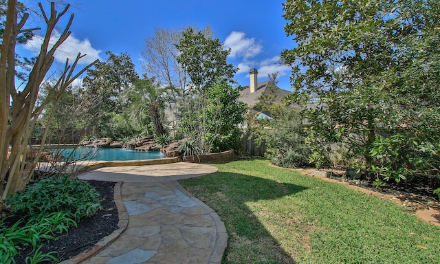 view of yard featuring a fenced backyard